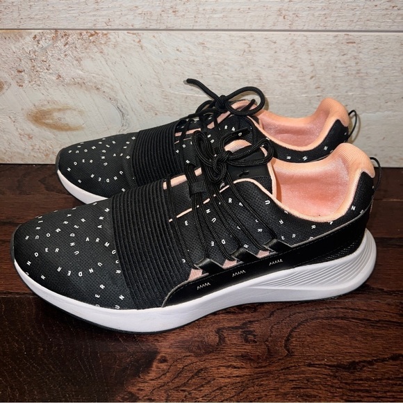 UNDER ARMOUR Women’s Black Charged Breathe MCRPRNT Shoes Size 11 - Picture 3 of 6
